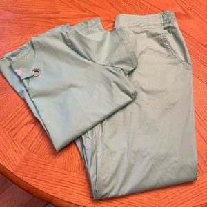 Women’s Butter-Soft Stretch scrubs